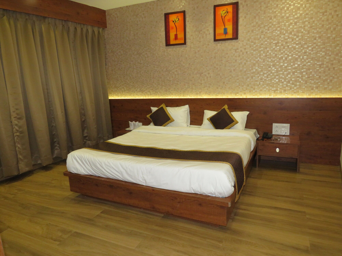 Bedroom 2, Dariyalal Hotel, Morbi
