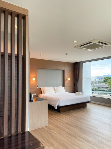 Bedroom 4, The One Hotel, Bung Kan
