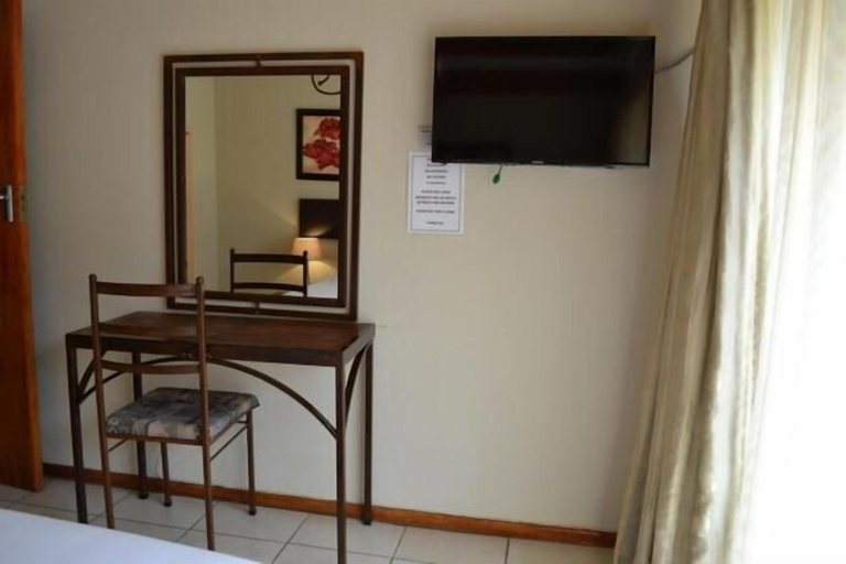 Bedroom 2, Angels Haven Guesthouse, Mangaung