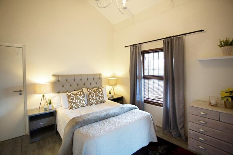 Bedroom 4, Leipzig Country House Winery, Cape Winelands