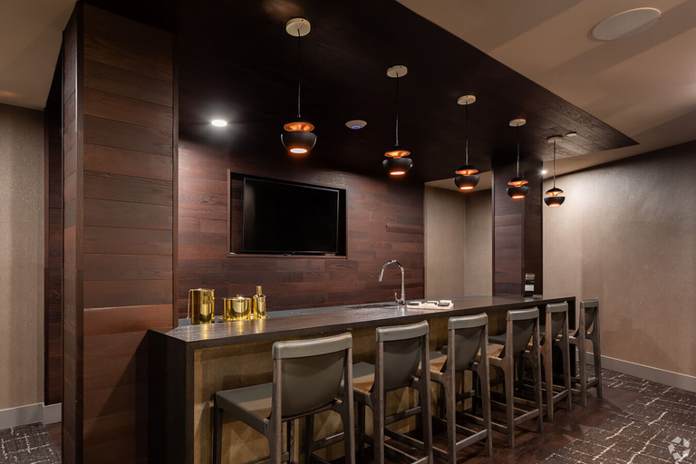 Food & Drinks 4, Luxury Furnished Apartments Downtown at Yale, New Haven