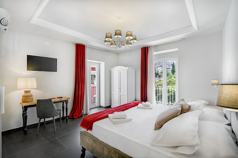 Bedroom 4, Itria Palace, Ragusa
