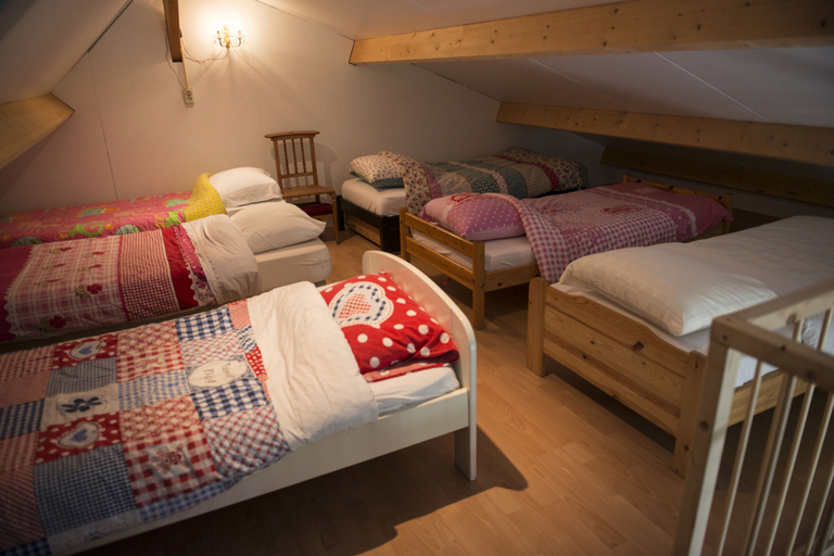Bedroom 4, B&B Logeren bij van Heeren, Drimmelen