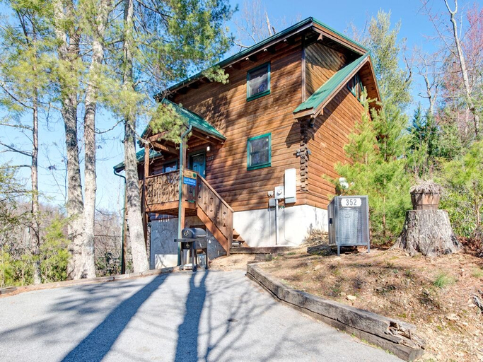 Exterior & Views 2, Irish Blessings by Jackson Mountain Rentals, Sevier