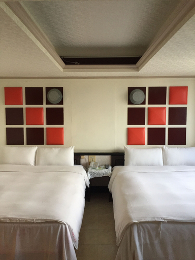 Bedroom 1, King Lo Tung Hotel, Yilan