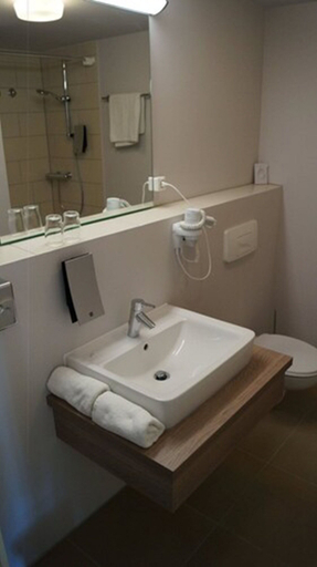 Bathroom 3, Guesthouse Fernblick, Heilbronn