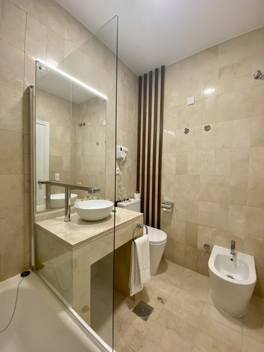 Bathroom 4, Hotel Derby Sevilla, Sevilla