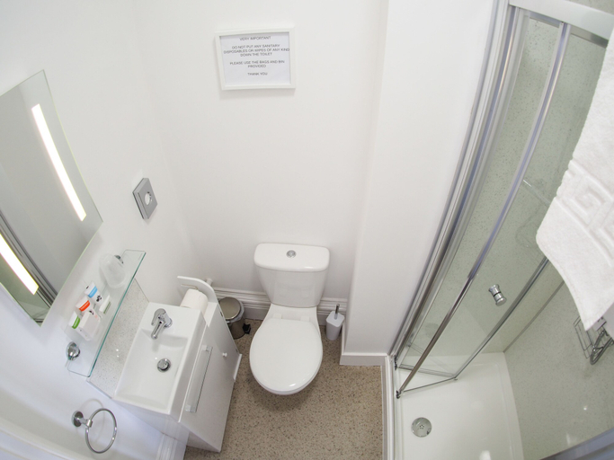 Bathroom 3, Bay Lodge Guest House, East Sussex