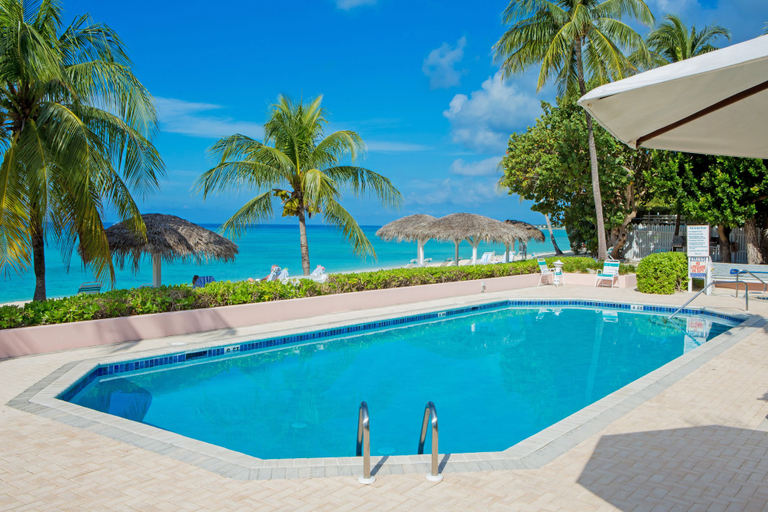 Sport & Beauty 5, Aqua Bay Club Condos