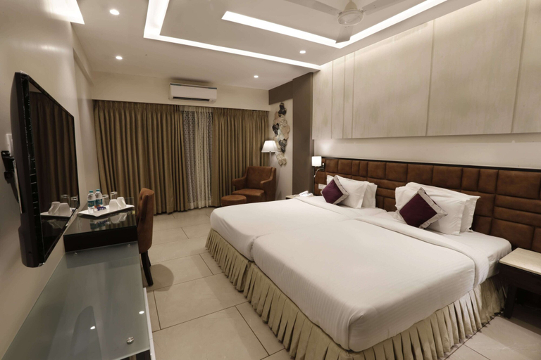 Bedroom 4, The Flora Grand, South Goa