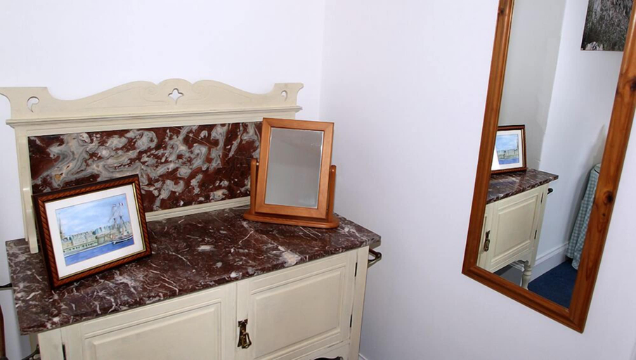 Bathroom, Kirklands Cottages, Scottish Borders