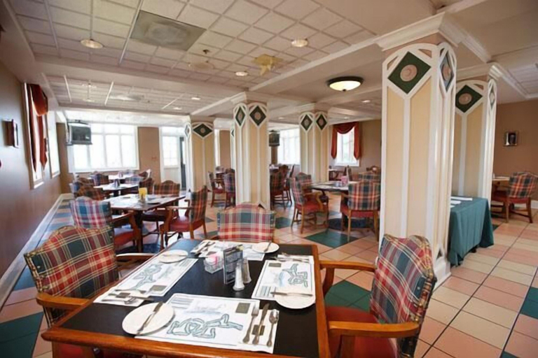Food & Drinks 5, Bertram Inn at Glenmoor, Stark