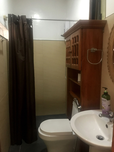 Bathroom, Neptune Diving Resort Santander, Santander