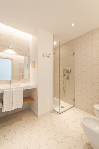 Bathroom 5, Hotel Aristeo, Cagliari
