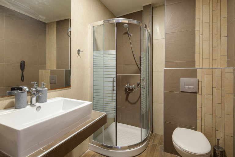 Bathroom 5, Tridente Mare, Central Macedonia