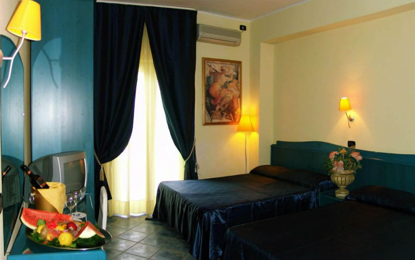 Bedroom 5, Hotel Club Costa Elisabeth, Crotone