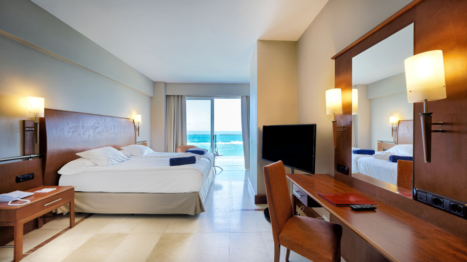 Bedroom 3, Bull Reina Isabel & Spa, Las Palmas