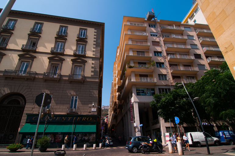 Exterior & Views 2, Flyresidence Municipio Toledo, Napoli