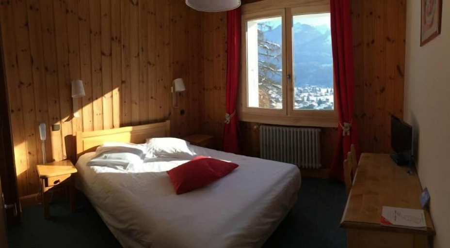 Bedroom 2, Hôtel Edelweiss, Haute-Savoie