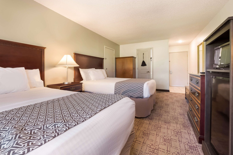 Bedroom 4, SureStay Hotel by Best Western Thomson, Carroll
