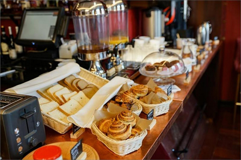 Food & Drinks 5, Bay Garden, Vladivostok gorsovet