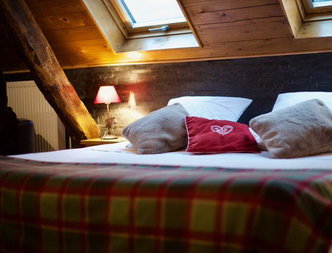 Bedroom 2, La Bageatière, Savoie