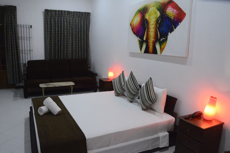 Bedroom 4, Vimanra Hotel, Embilipitiya