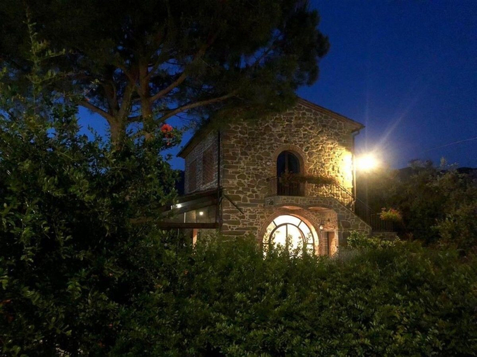 Exterior & Views 2, Podere Jana, Florence