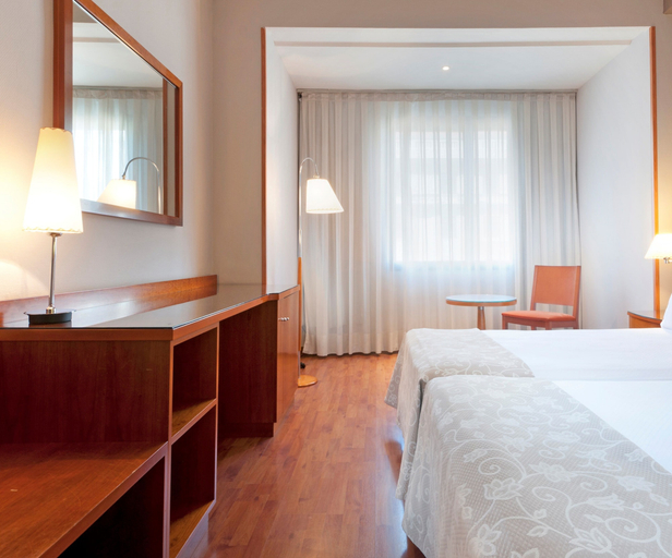 Bedroom 4, Hotel Madrid Centro Affiliated by Meliá, Madrid