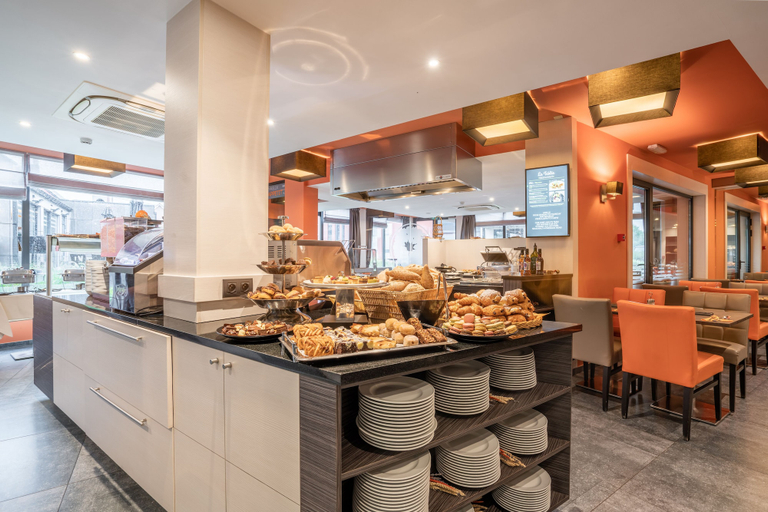 Food & Drinks 5, Orange Hotel La Louvière, Hainaut