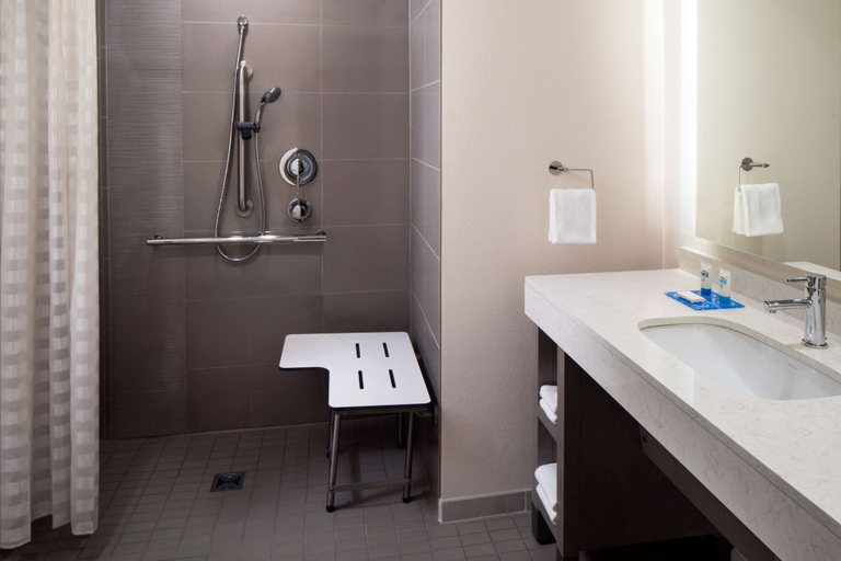 Bathroom 4, Hyatt House Tallahassee Capitol – University, Leon
