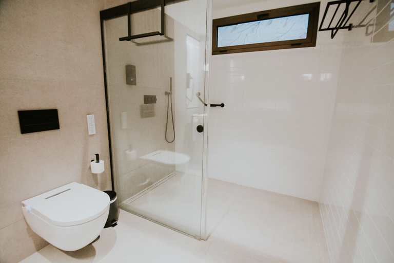 Bathroom 4, Hotel Catalina Plaza, Las Palmas