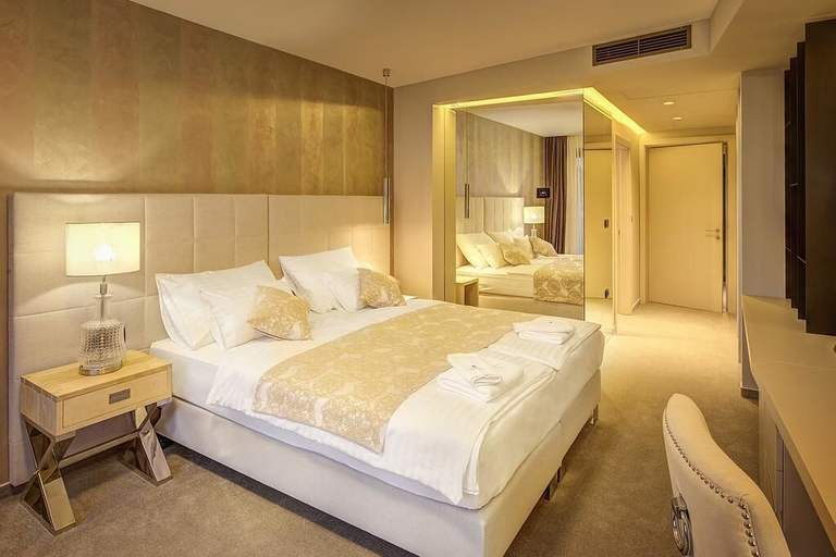 Bedroom 3, Hotel Maritim, Krk
