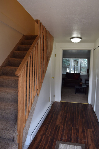 Others 5, Mactavish Court Townhomes, Carbon