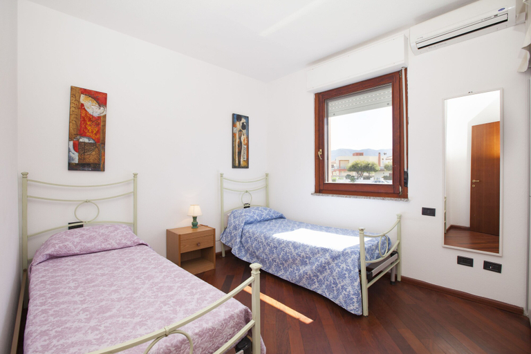 Bedroom 3, Villa Sara, Cagliari
