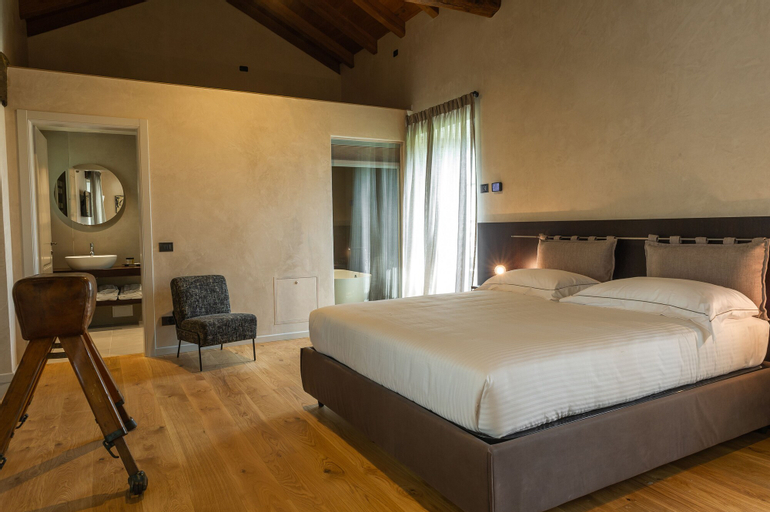 Bedroom 2, Relais San Vigilio al Castello, Bergamo