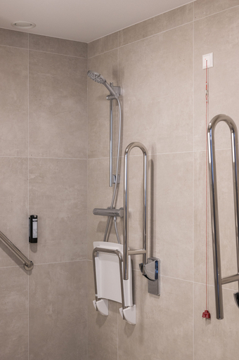 Bathroom 3, B&B HOTEL Antwerpen Centrum, Antwerpen