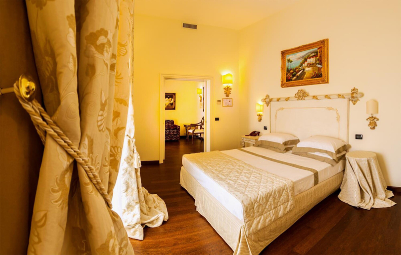 Bedroom 3, Grand Hotel di Lecce, Lecce