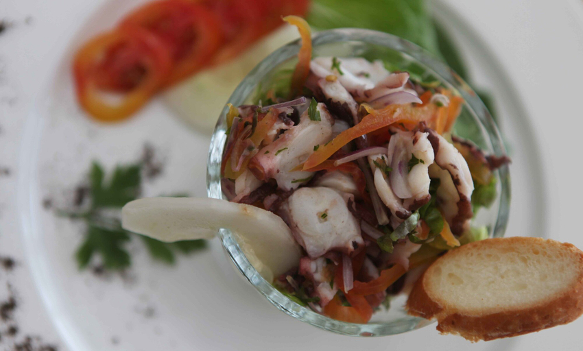 Food & Drinks 3, Le Recif Guest House