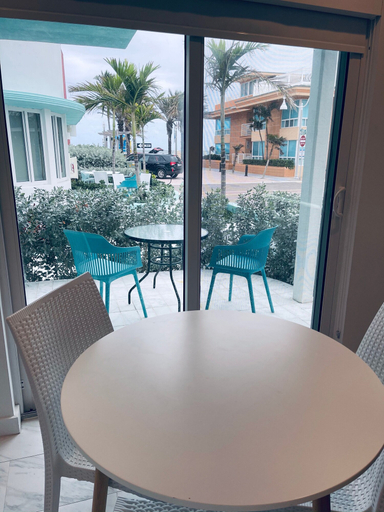 Others 5, The Marlin Beachside, Broward