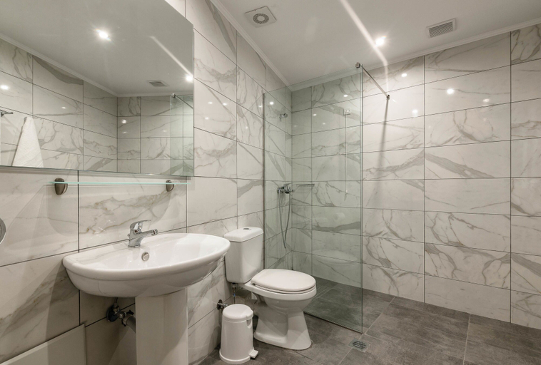 Bathroom 5, Irene Studios & Apartments, Ionian Islands