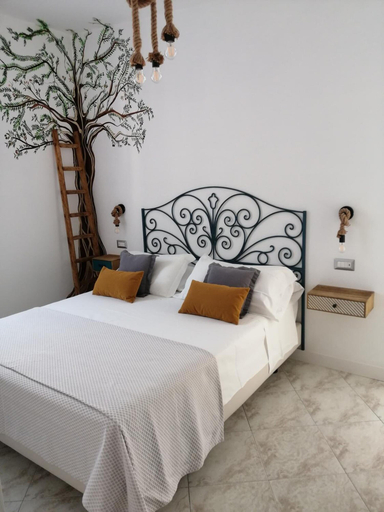 Bedroom 4, Mario Relais, Napoli