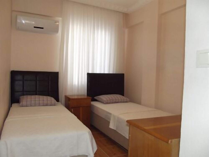 Bedroom 4, Cane Motel, Marmara