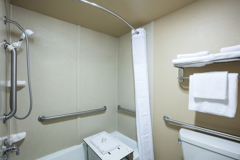 Bathroom 3, Hotel 39 Westminster, Orange
