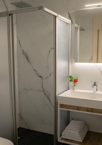 Bathroom 3, Hotel Gieling, Westervoort