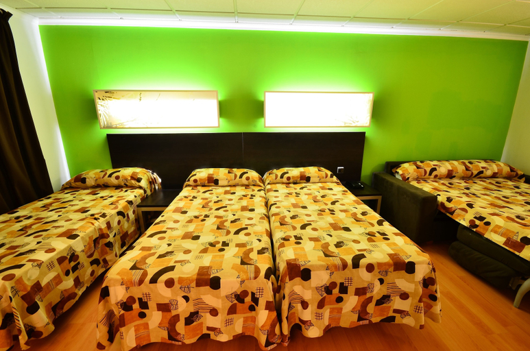 Bedroom 3, Hotel Sol & Sombra, Alicante