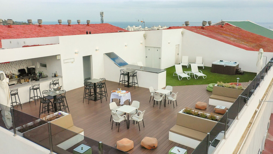 Exterior & Views 2, DAOS Suites Terrace Marbella, Málaga