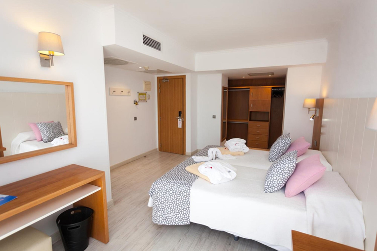Bedroom 4, Hotel Timor, Baleares