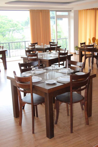 Food & Drinks 5, Sky View Villas, K.F.G. & G. Korale