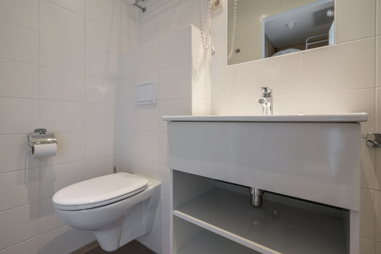 Bedroom 5, Holiday Suites Westende, West-Vlaanderen